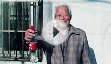 Китайская реклама Кока-Колы